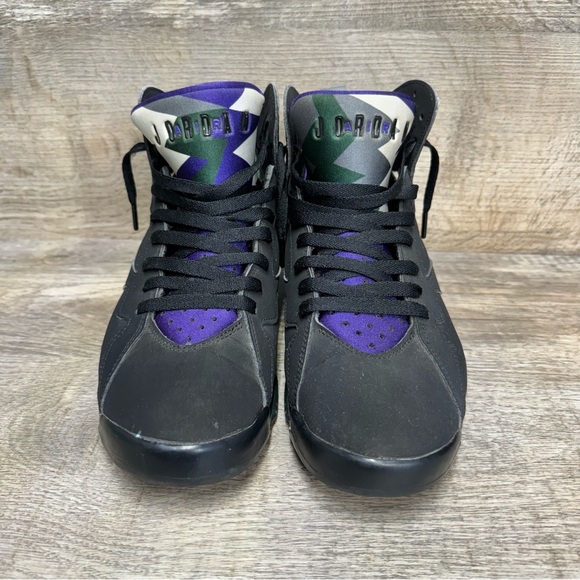 Size 11- Jordan 7 Retro Bucks Away, Ray Allen 2019 - Picture 2 of 14